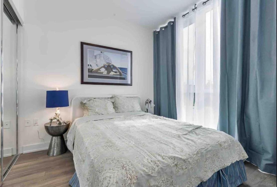 Aquarius 2 Bedroom Condo Friday Harbour Innisfil Exterior foto